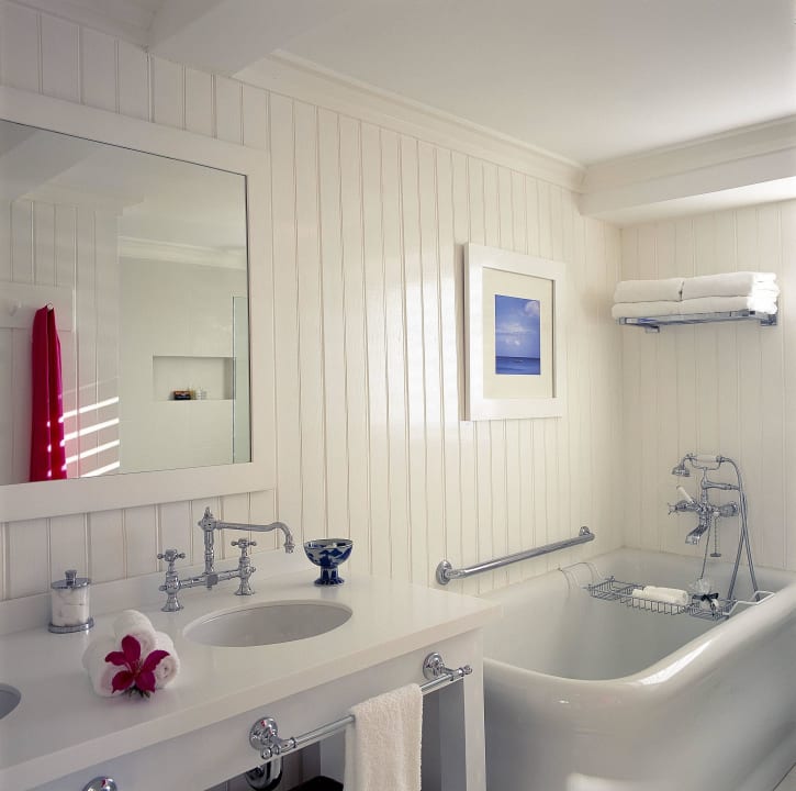 Bathroom Round Hill Hotel and Villas