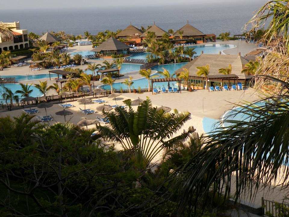 Teilansicht der Poolanlage La Palma Princess