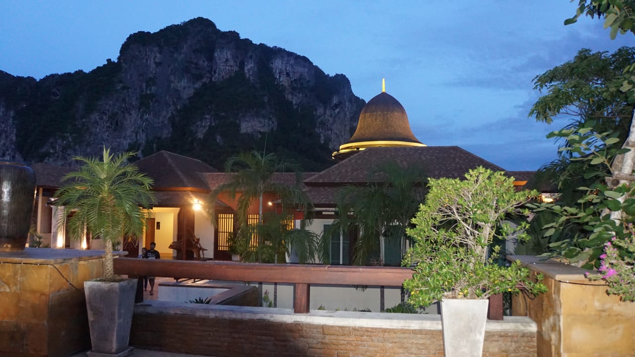 Außenansicht Avani Ao Nang Cliff Krabi Resort