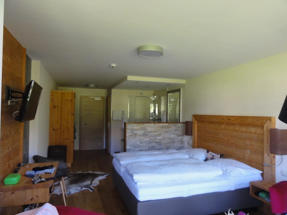 Die neuen Zimmer jedes individuell Eingerichtet! Pension Berghof Garni