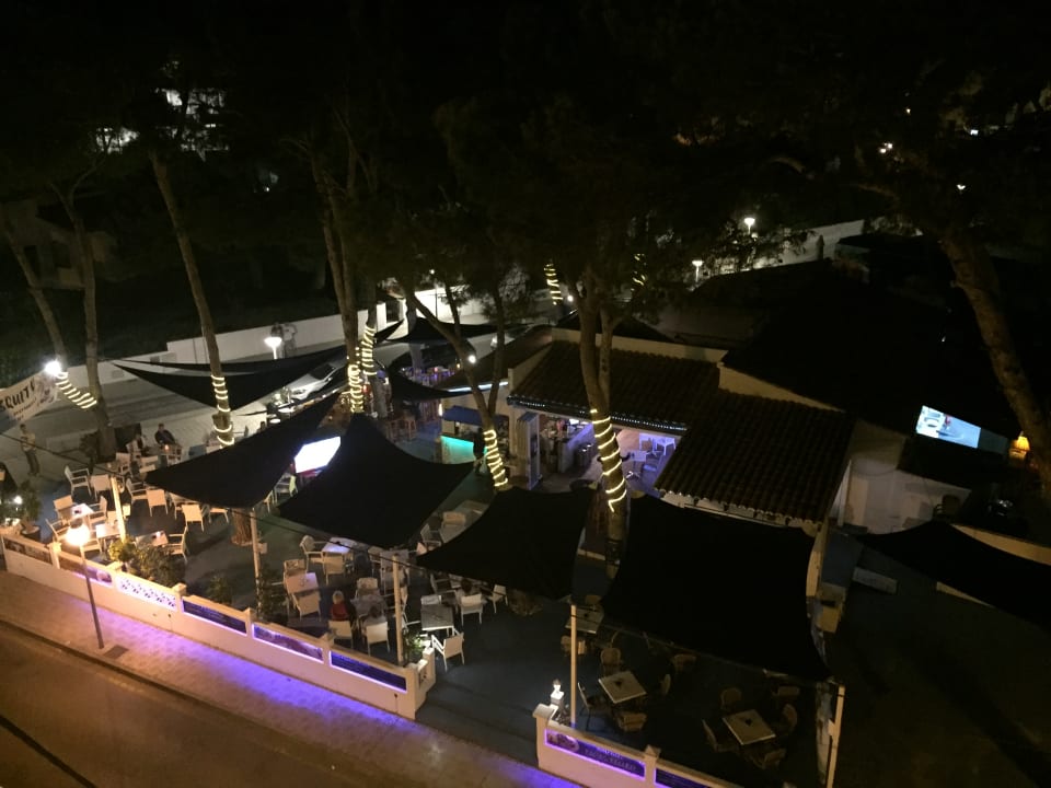 Außenansicht Hotel Clumba