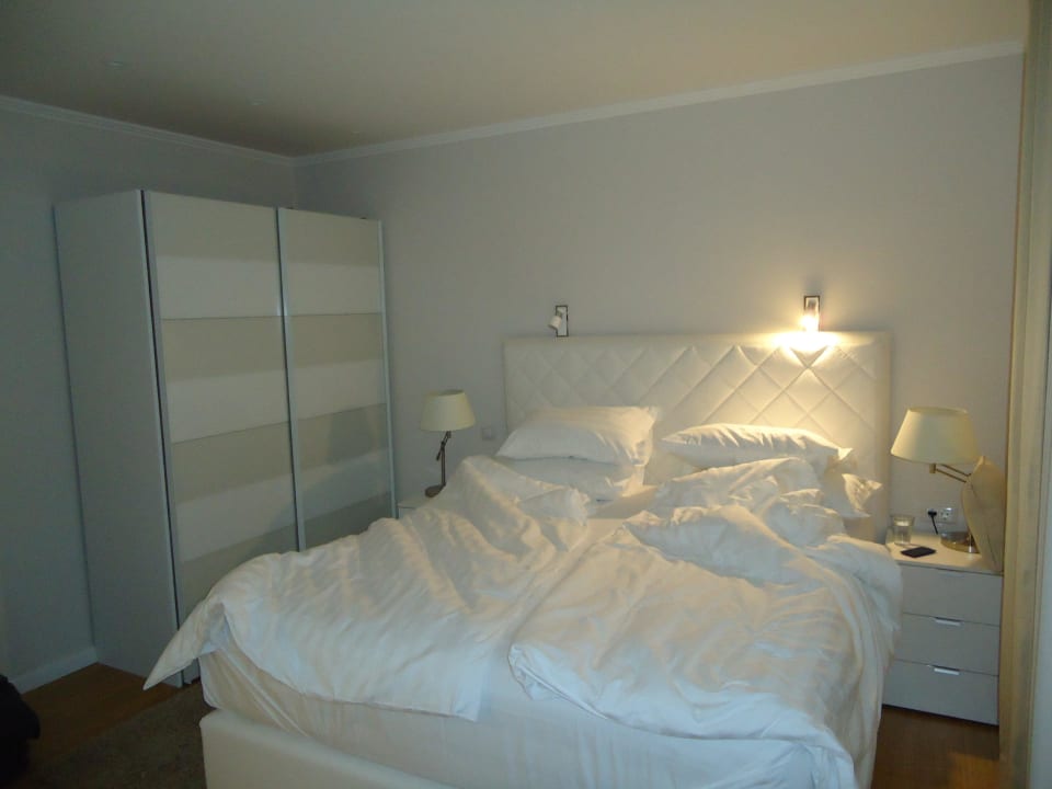 Schlafzimmer Meridien Luxury Apartments