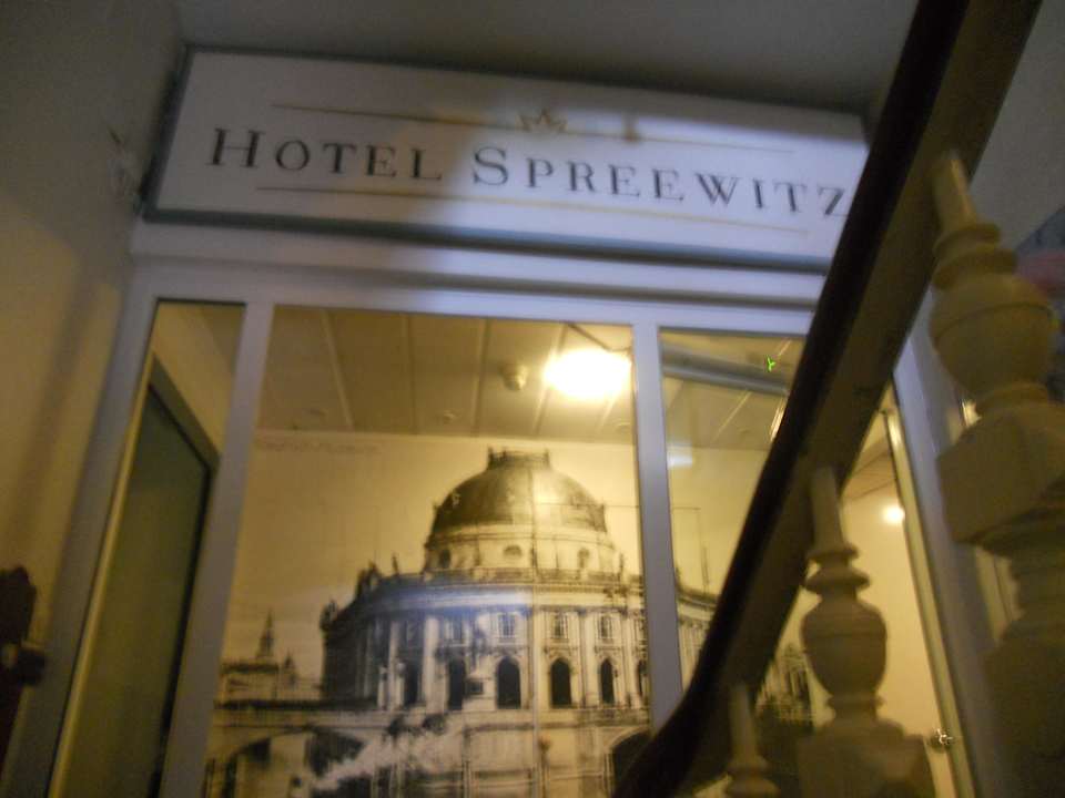 Eingang Hoteletage 3.OG Hotel Spreewitz am Kurfürstendamm