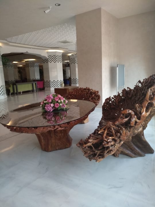 Lobby Royal Taj Mahal Hotel