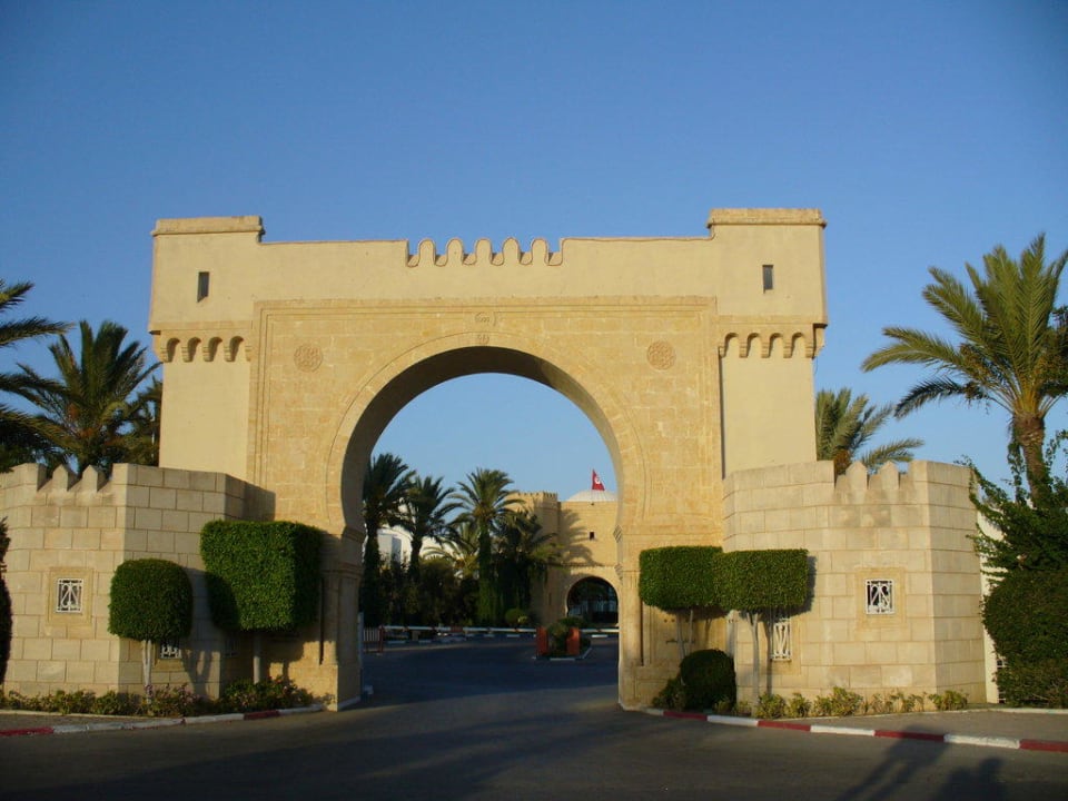 Vstupní brána do hotelu Mahdia Palace Thalasso