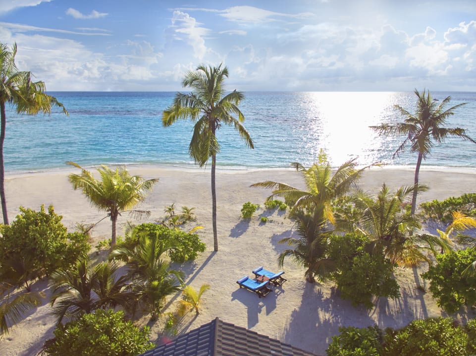 Strand Innahura Maldives Resort