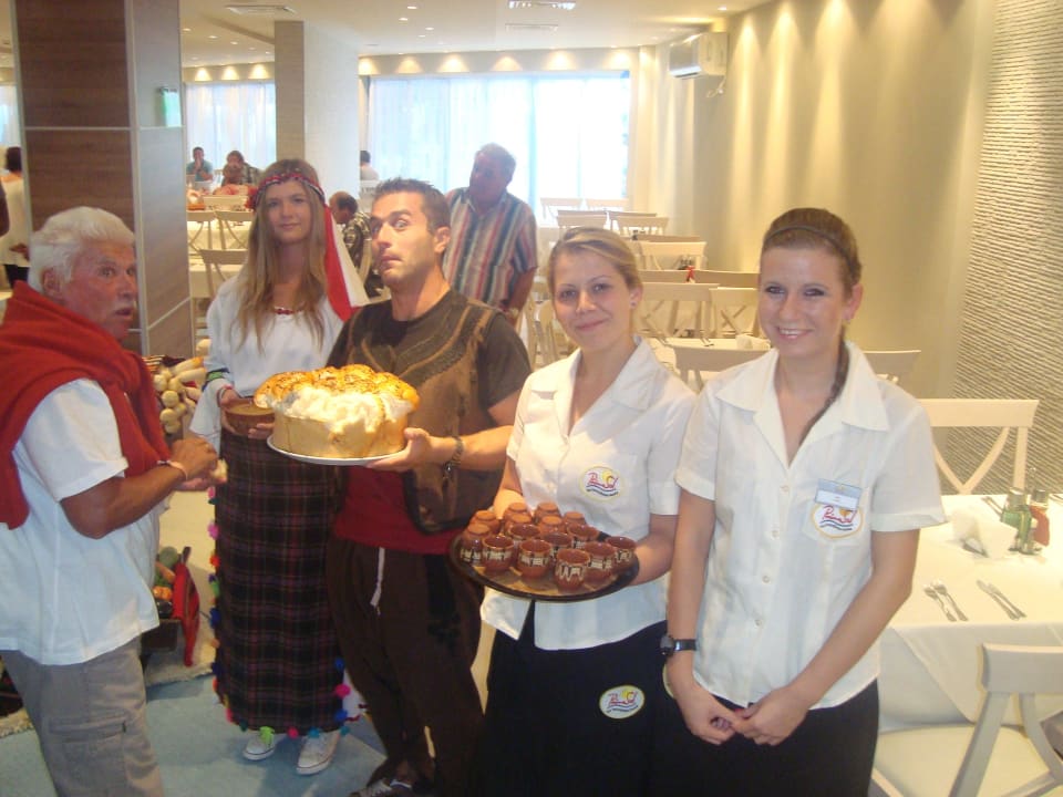 Begrüßung zum Bulgarischen Abend Hotel Sineva Beach