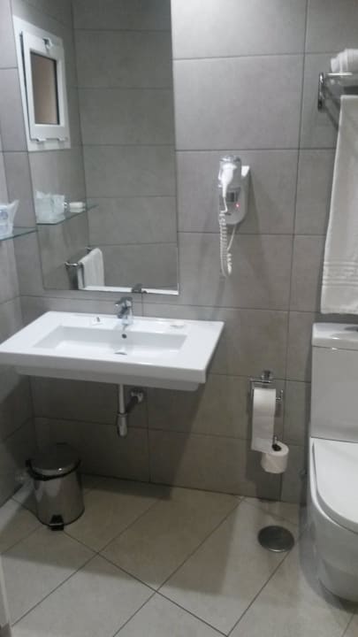 Schönes neu renoviertes Bad Servatur Playa Bonita