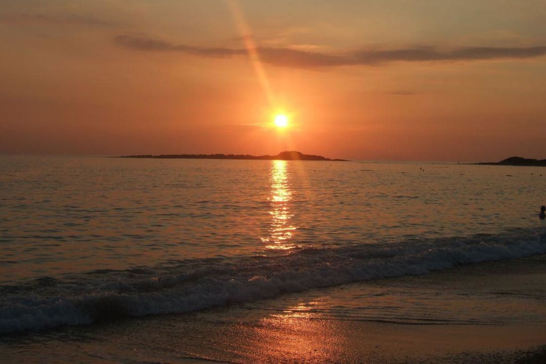 Traumhafter Sonnenuntergang am Strand Arycanda Kirman Premium