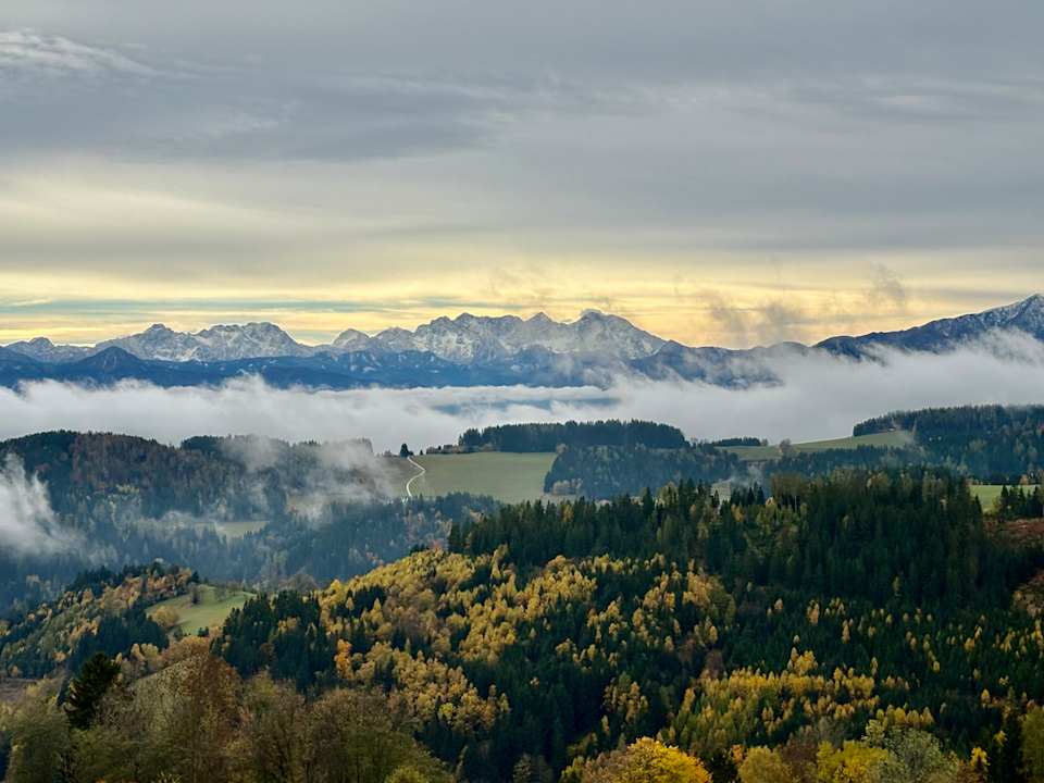 Ausblick Familien Resort Petschnighof - Familotel Kärnten