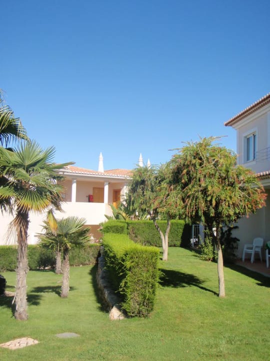 Gepflegte Gärten Hotel Clube Porto Mos