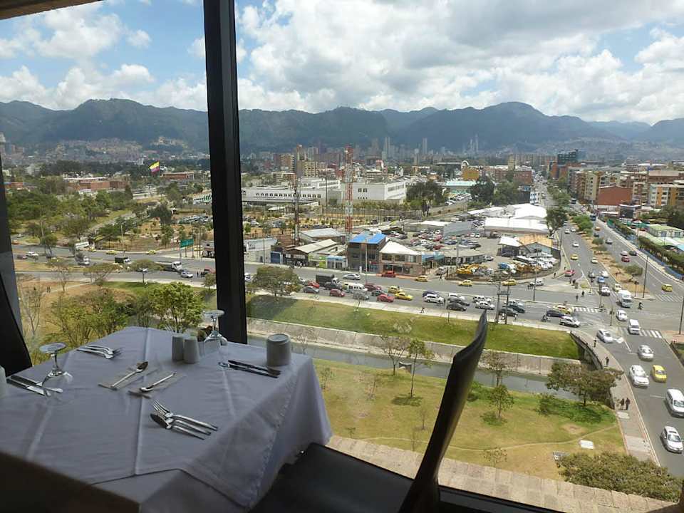 Executive Lounge Hotel Wyndham Bogota