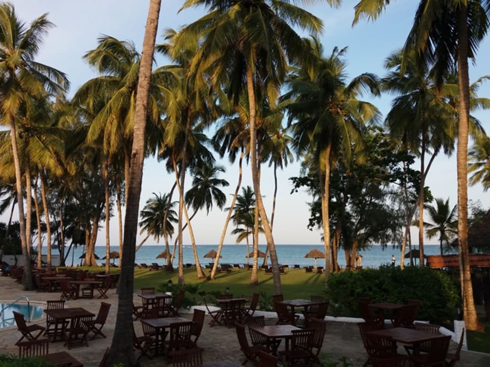 Außenansicht Hotel Diani Sea Lodge