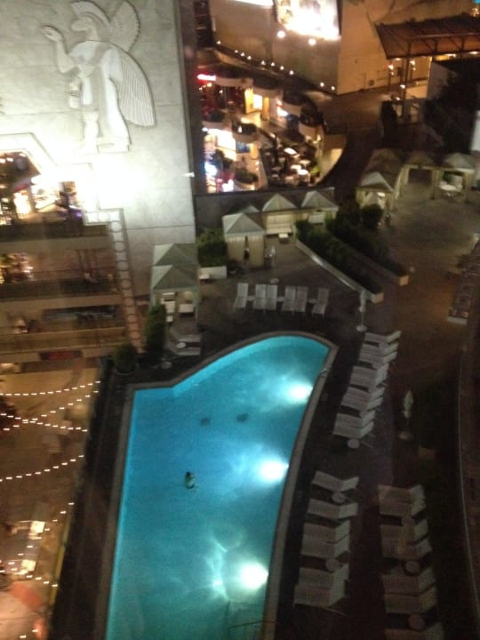 1 Loews Hollywood Hotel