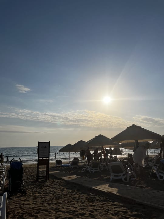 Strand Melas Resort Hotel