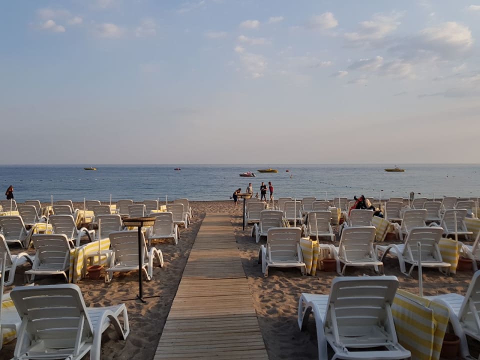 Strand Hotel Gardenia Beach