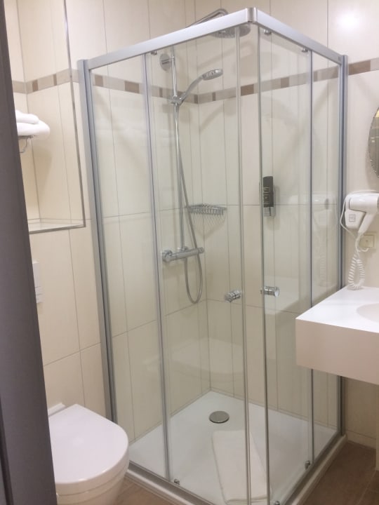 Zimmer Naam Hotel & Apartments