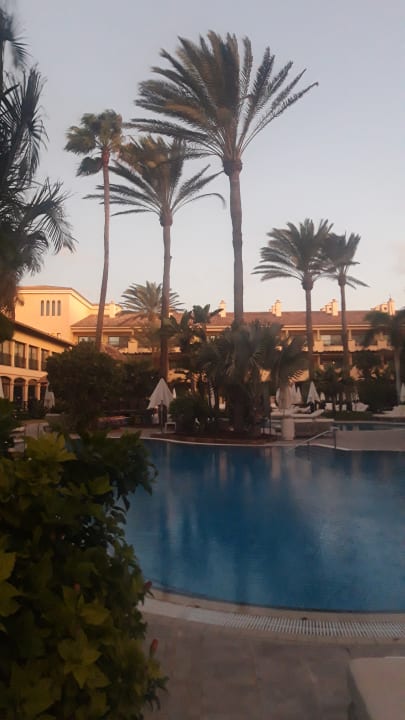 Pool Secrets Bahia Real Resort & SPA