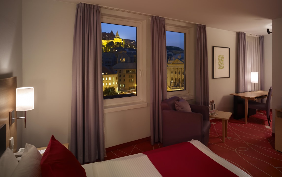 Trendy rooms at Danube Park Plaza Budapest