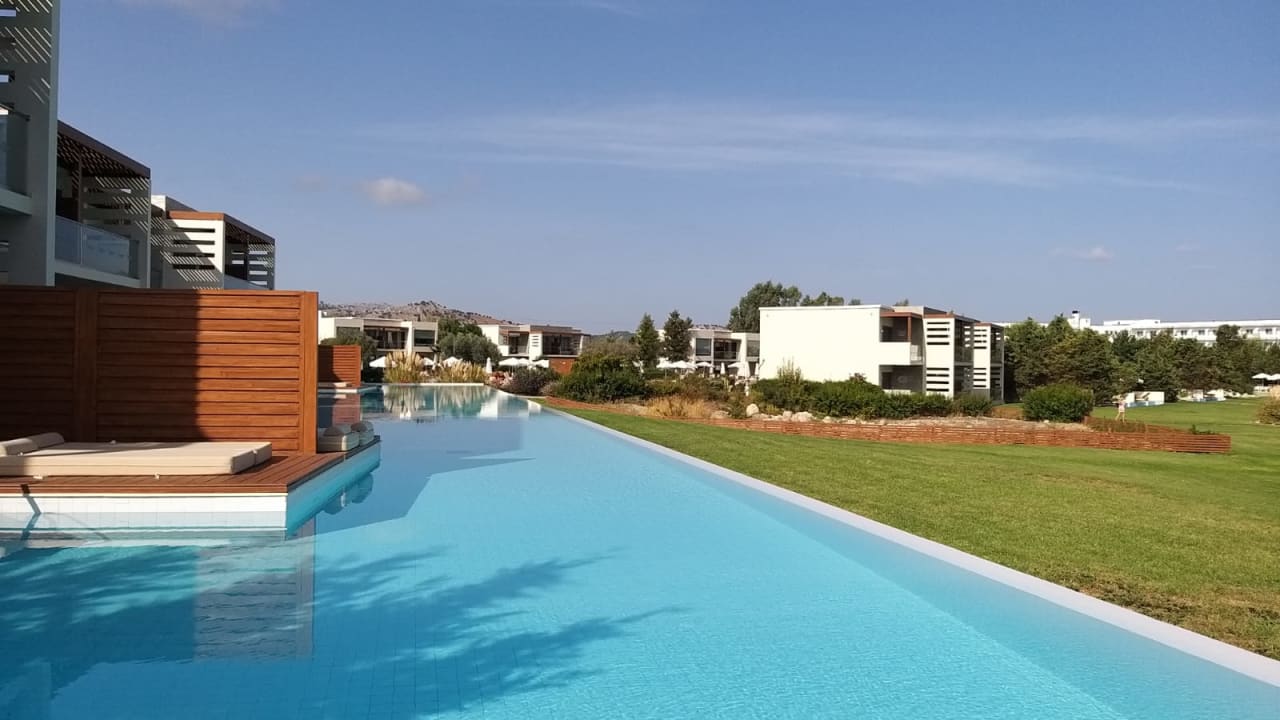 Pool SENTIDO Port Royal Villas & Spa