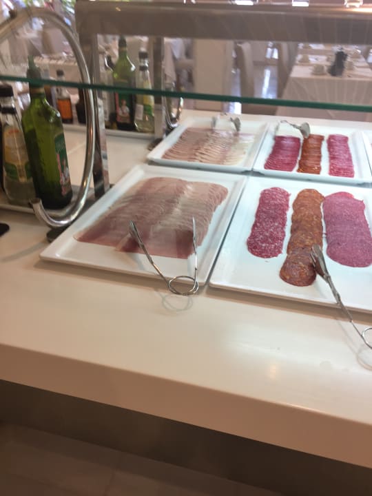 Gastro R2 BUGANVILLA Hotel & Spa