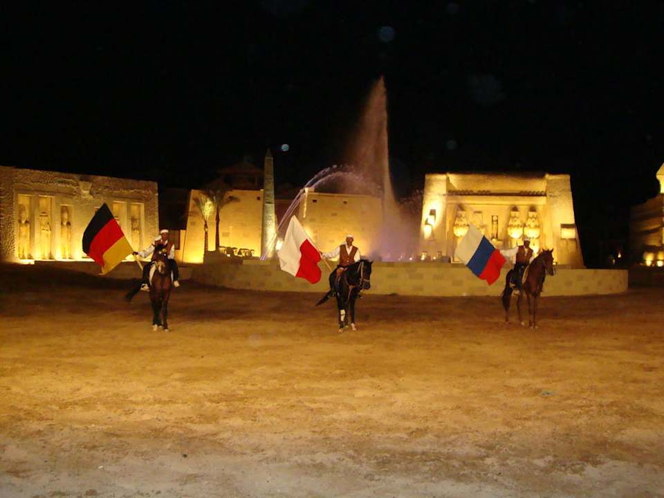 Reitershow Pickalbatros Alf Leila Wa Leila Resort - Neverland Hurghada