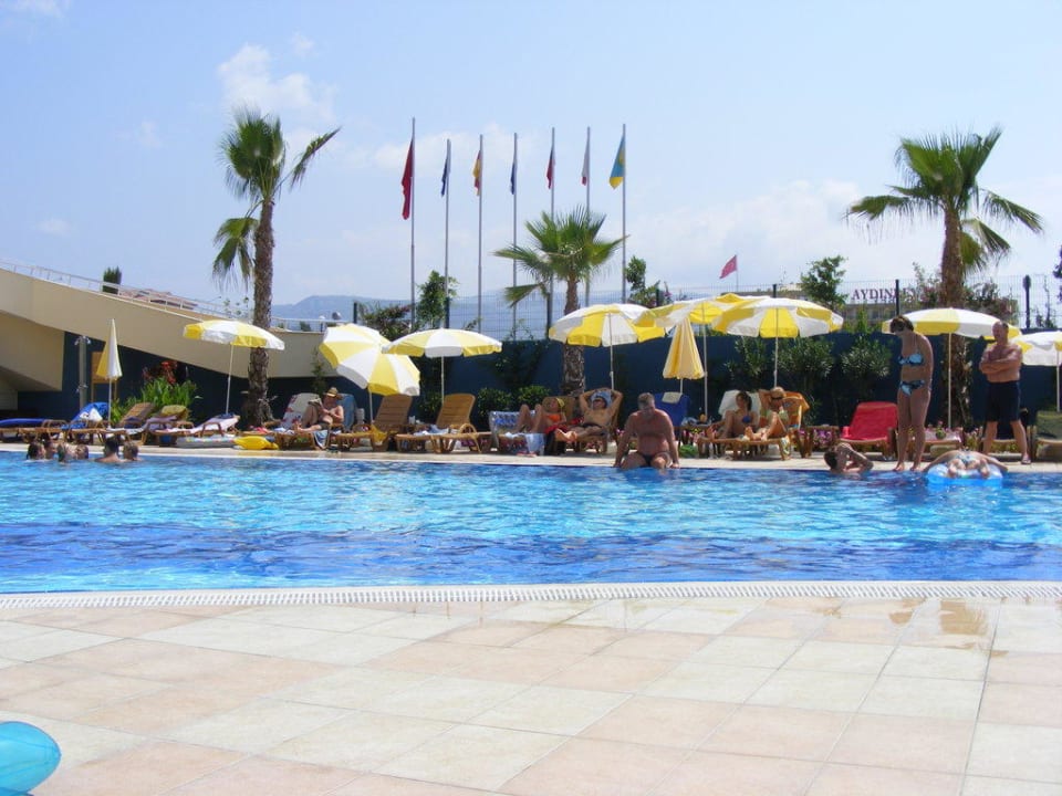 Poolbereich Solivia Hotel