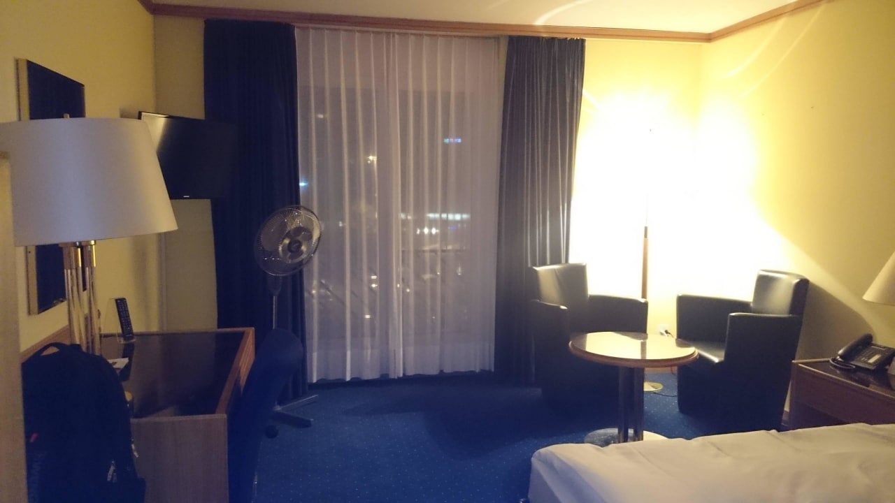 Einrichtung Hotel Stay at Zurich Airport