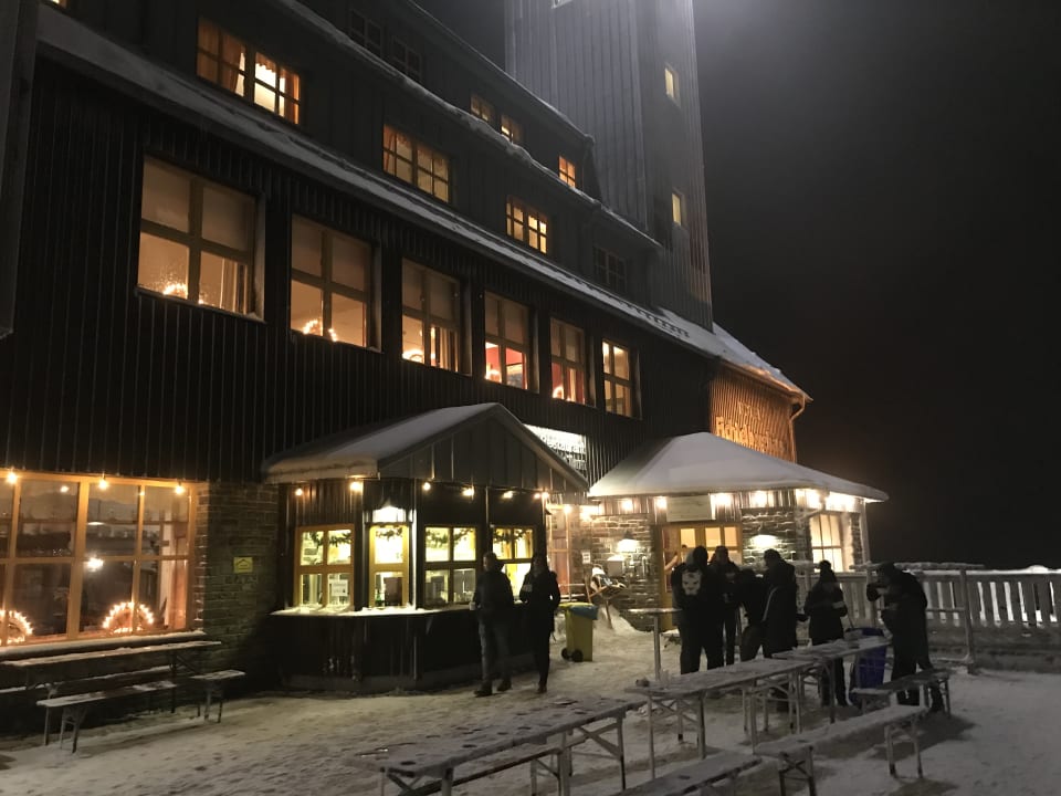Außenansicht Hotel Fichtelberghaus