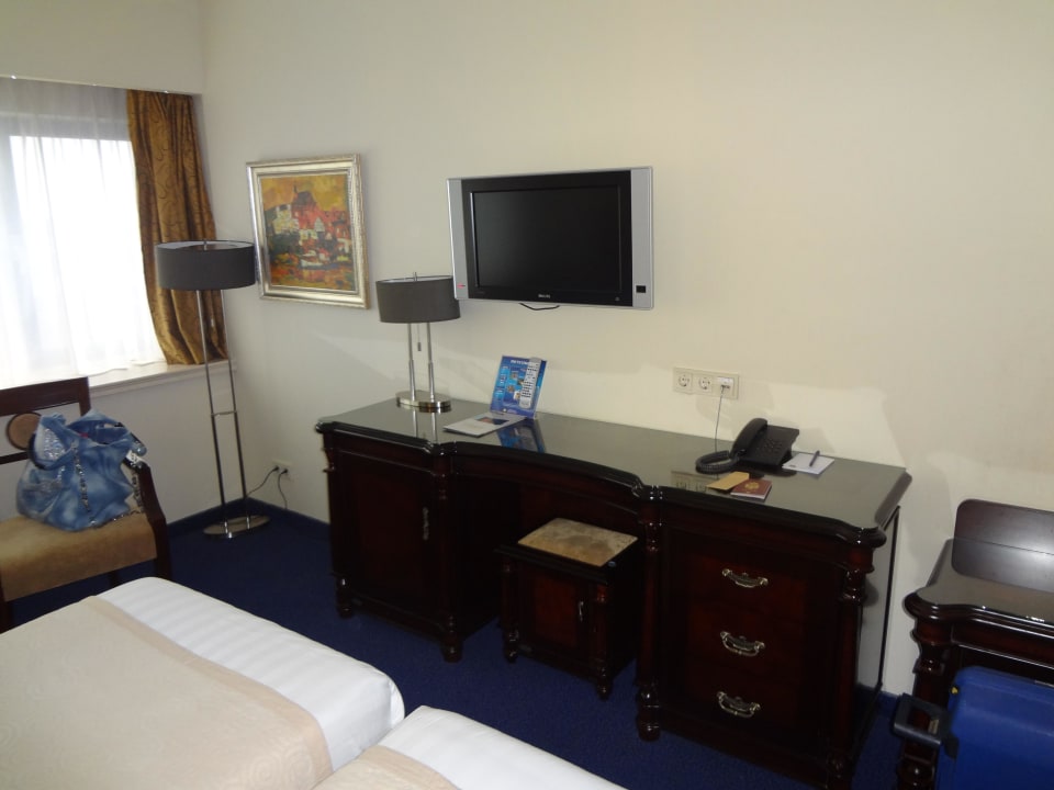 Schlaf- und Wohnbereich XO Hotels Blue Tower