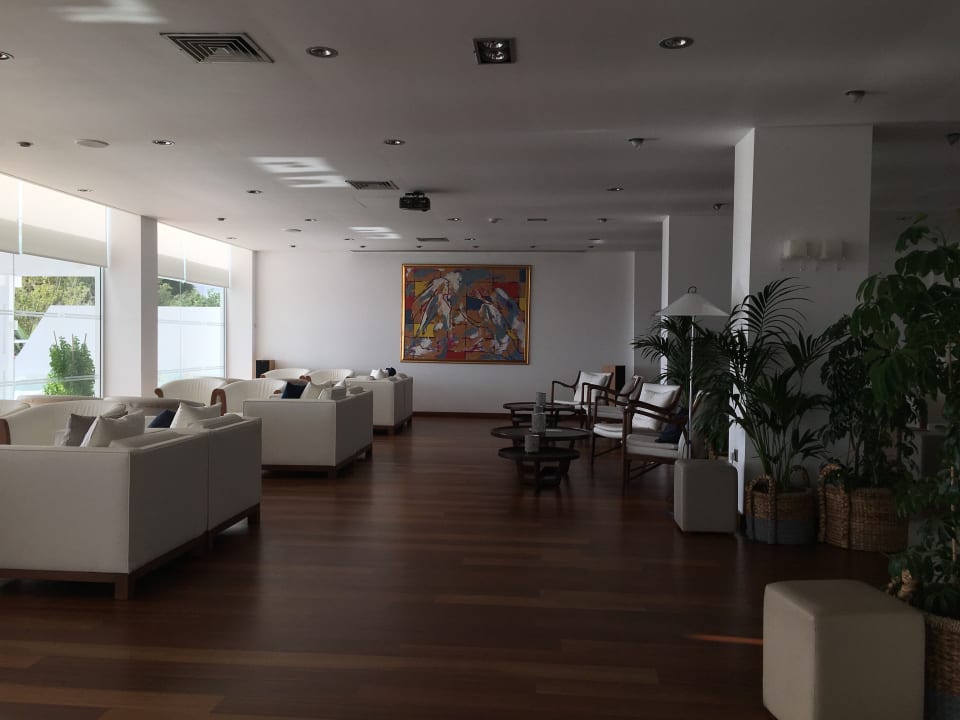 Lobby Hotel Grecian Sands