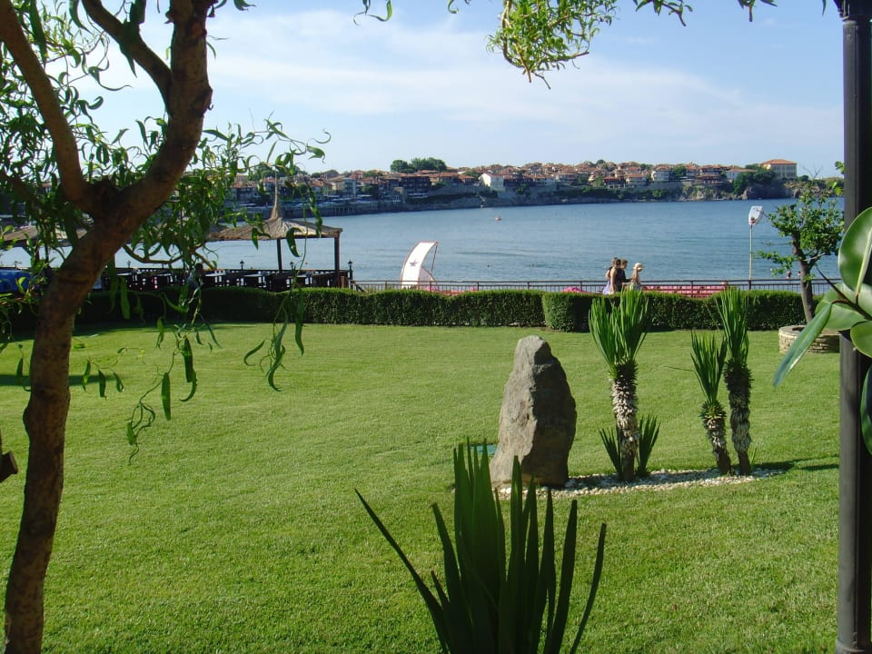 Pomiędzy basenem a plażą Villa List