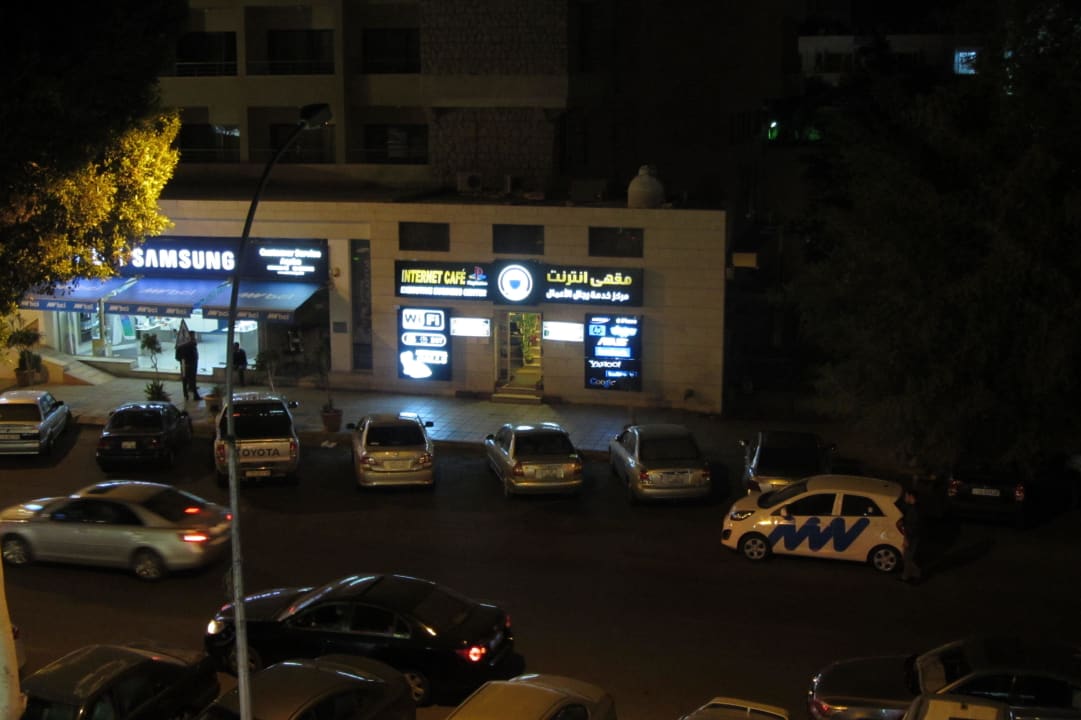 Вид с балкона Al Qidra Hotel