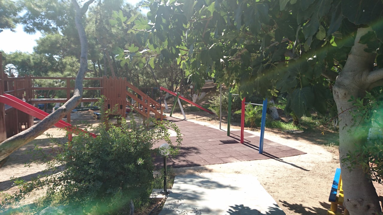 Gartenanlage Hotel Kalithea Horizon Royal