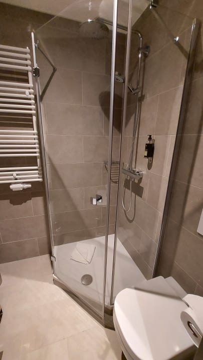 Zimmer Premier Inn Saarbrücken City Centre