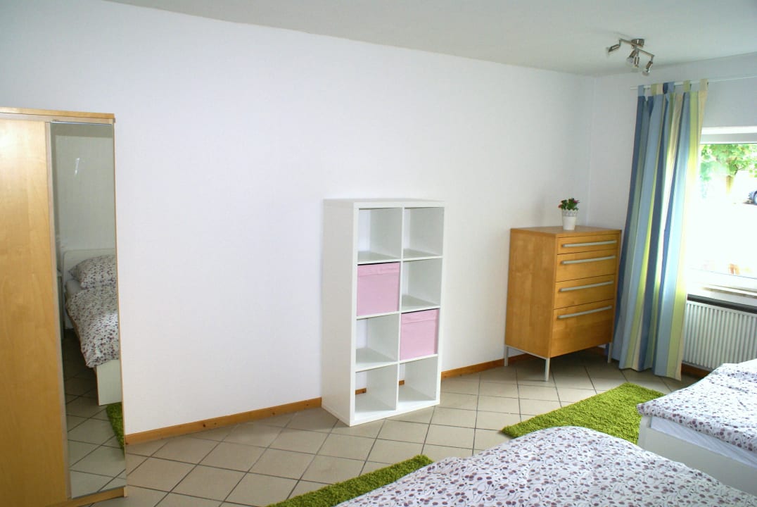 Ferienwohnung 10: Schlafzimmer mit 2 Doppelbetten Pension Lindenhof