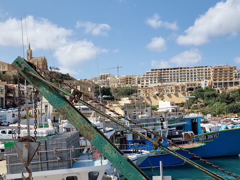 Außenansicht Grand Hotel Gozo