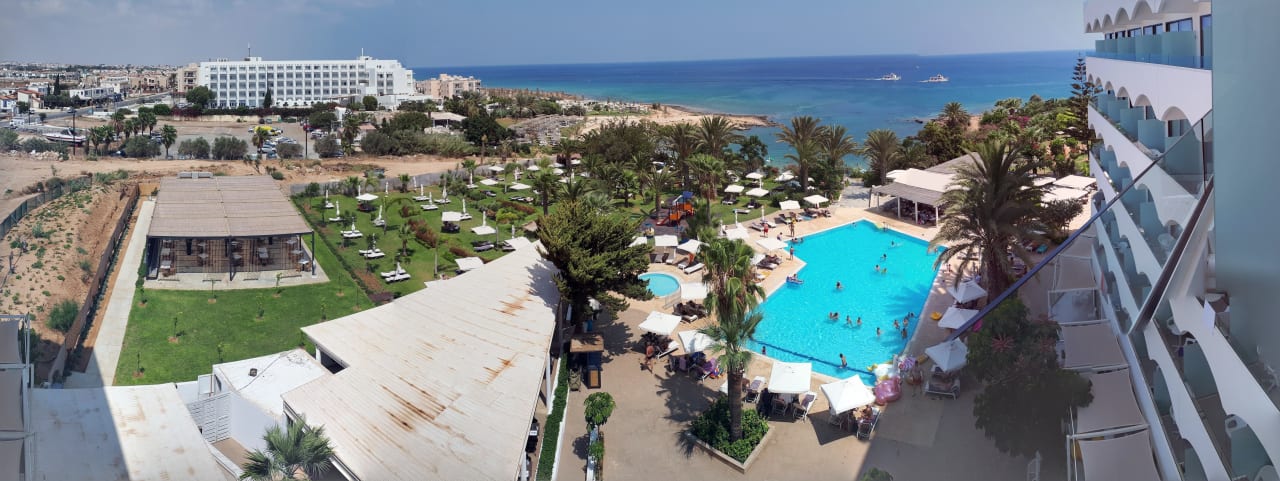 Ausblick Crystal Springs Beach Hotel