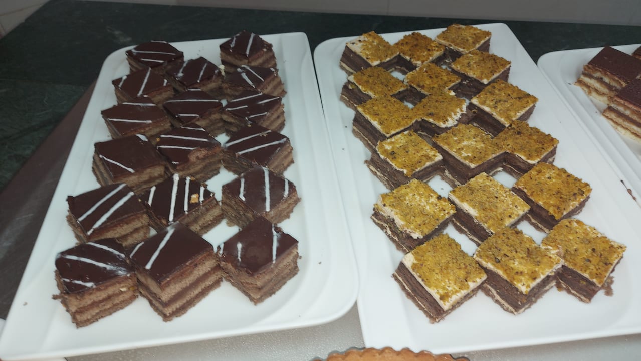 Gastro Hotel Royal Nozha