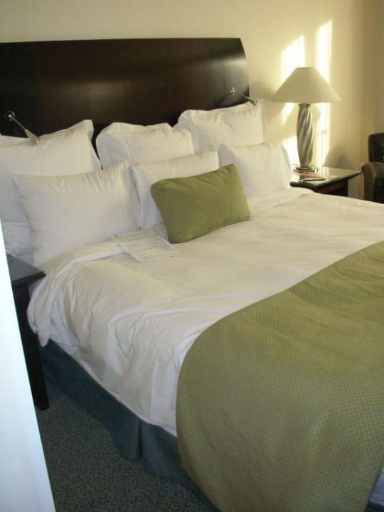 Zimmer des Renaissance Hotels Lindner Hotel Cologne City Plaza, part of JdV by Hyatt