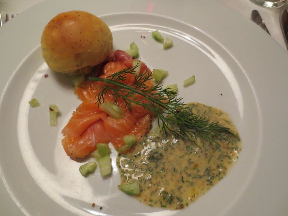 Lachs an Heilig Abend Hotel Saalerwirt