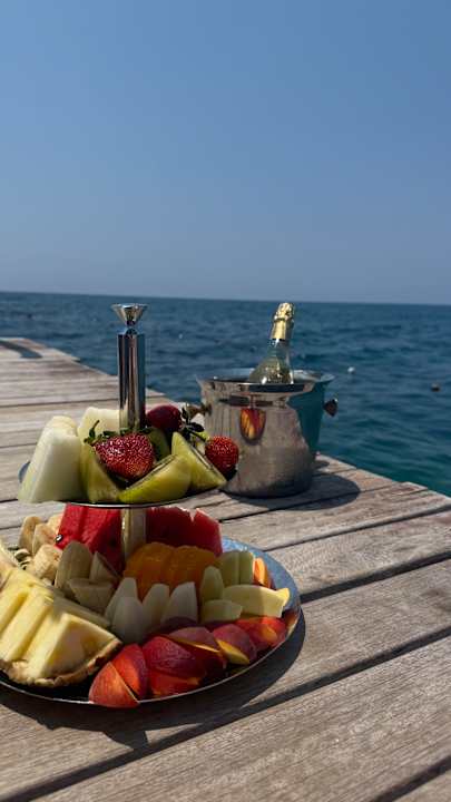 Strand Granada Luxury Beach