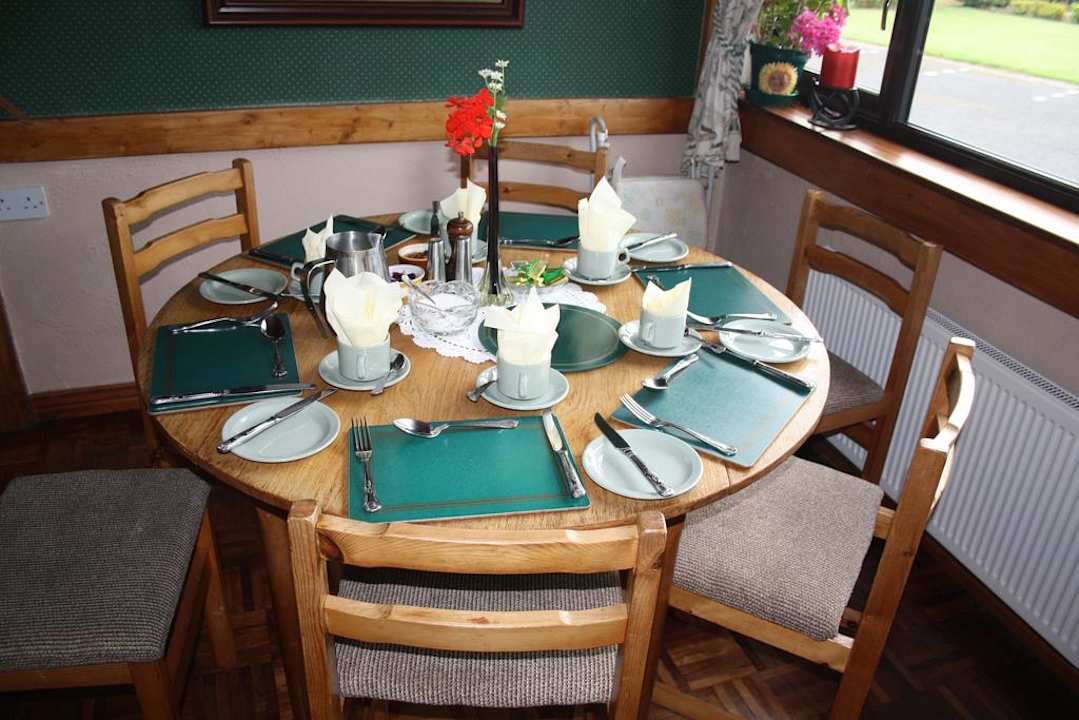 Gastro Corrib Wave Guesthouse