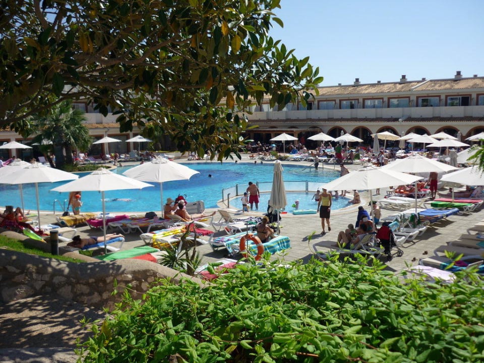 Unterer Pool gegen 11 Uhr blau punta reina