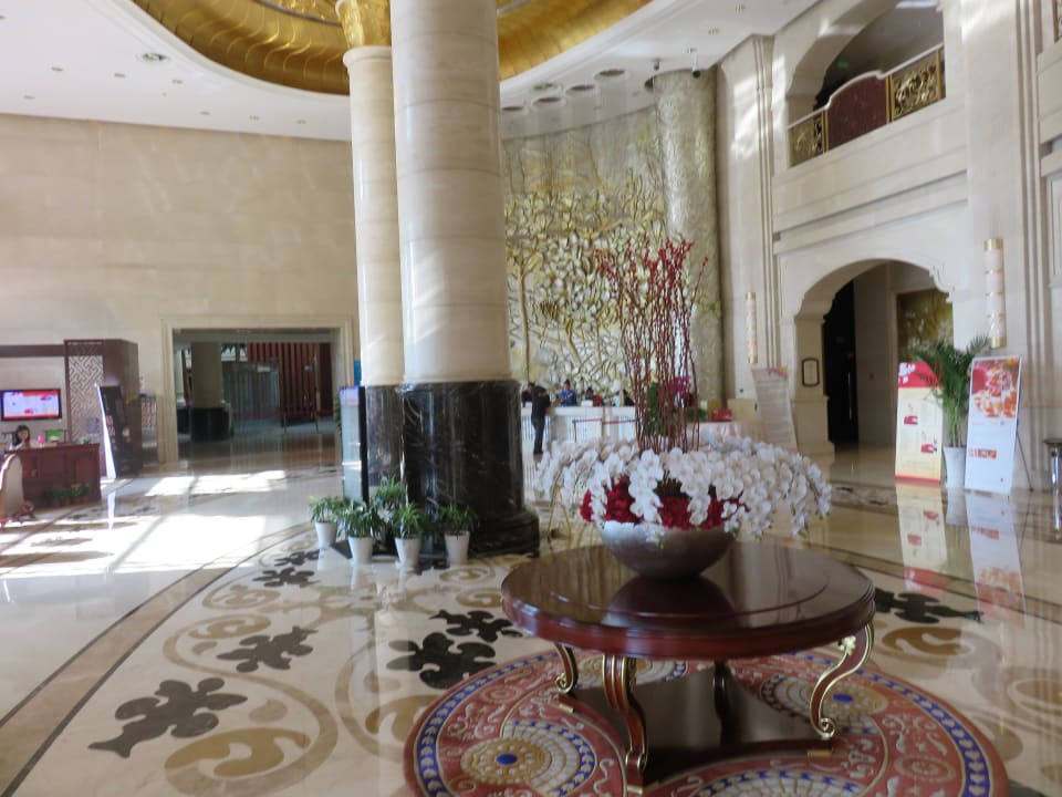 Lobby Tangshan Guofeng Grand Metropark Hotel