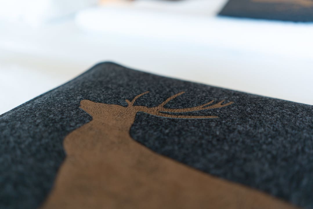 Zimmer Binders Budget City-Mountain Hotel