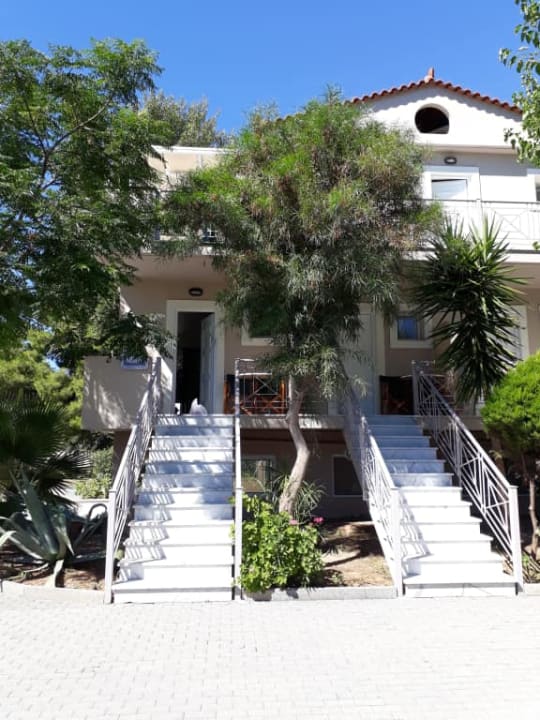 Widok z zewnątrz Hotel Porto Assini