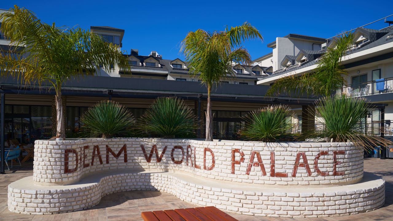 Gartenanlage Dream World Palace Hotel