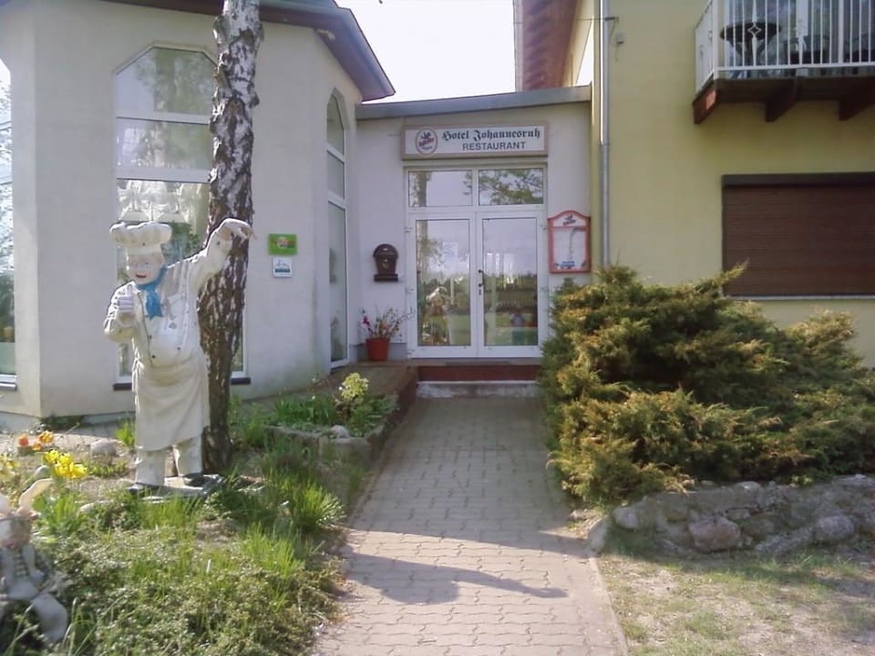 Eingang vom Parkplatz Hotel Johannesruh