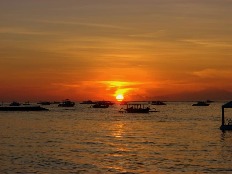 Sonnenaufgang Puri Santrian